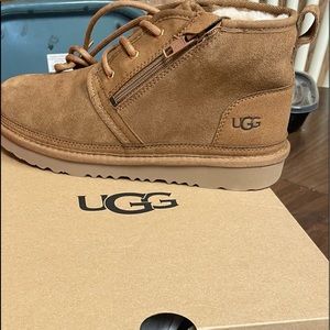 New with the box ugg